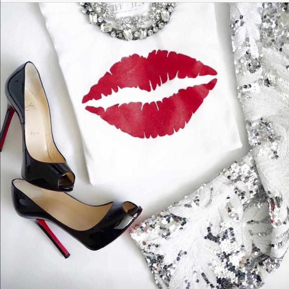 New Fashion Tee- Luscious Red Lips -